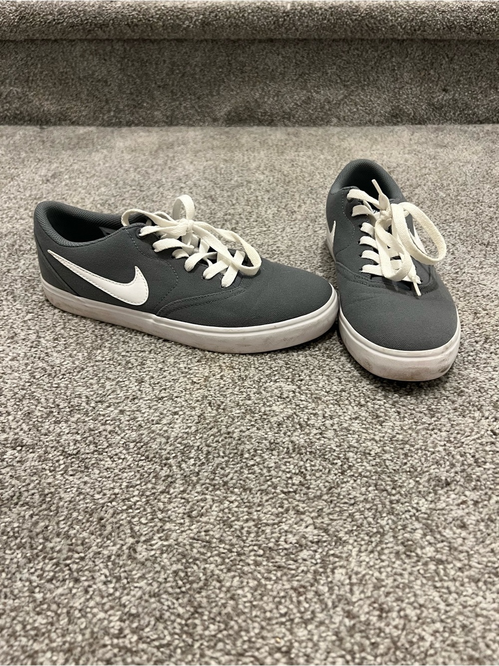 Nike Gray Low-Top Canvas Sneakers with White Swoosh